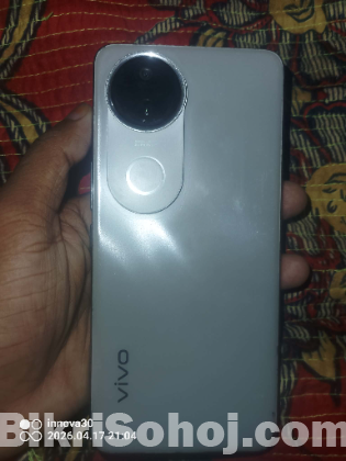 ViVo v50e
